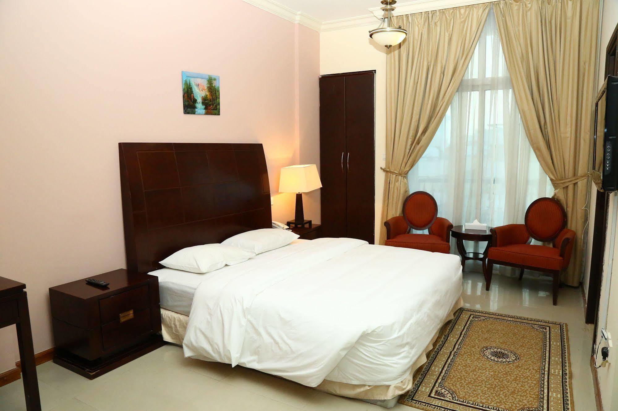 Golden Square Hotel Apartments Dubai Luaran gambar
